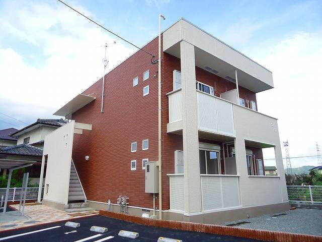 レジデンス　手鎌