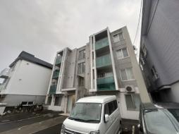 Ｌｉｖｅ　ａｕｒａ（リヴェオーラ）