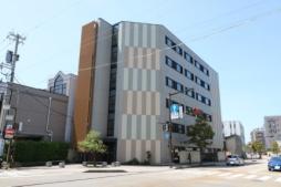 Ｄーレジデンス玉川図書館前