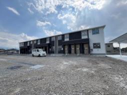 Ｃｈａｍｐ　ｄｅ　ｐｉｅｒｒｅ