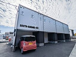 SOUTH-GARAGE