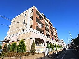 イースト　エクラン