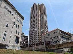 ファミール宝塚グランスイートタワー