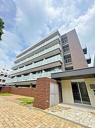 ワイ・エヌビル