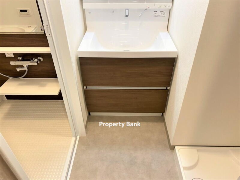 ラグゼナ秋葉原