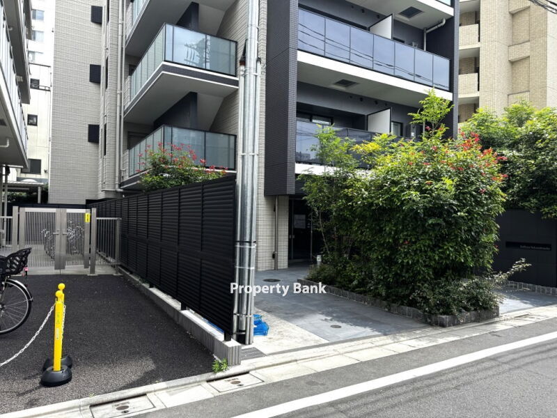 ラフィスタ中野本町