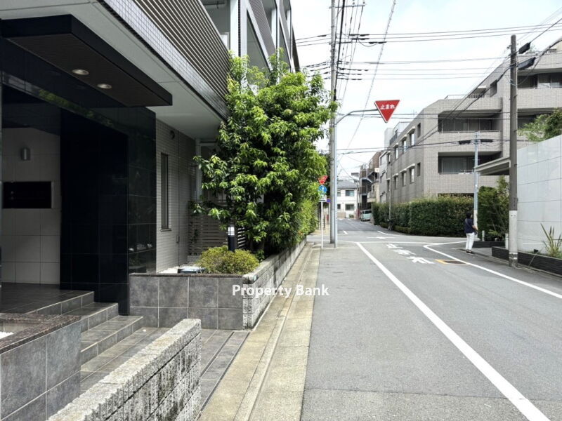 コスモリード目黒学芸大学イースト