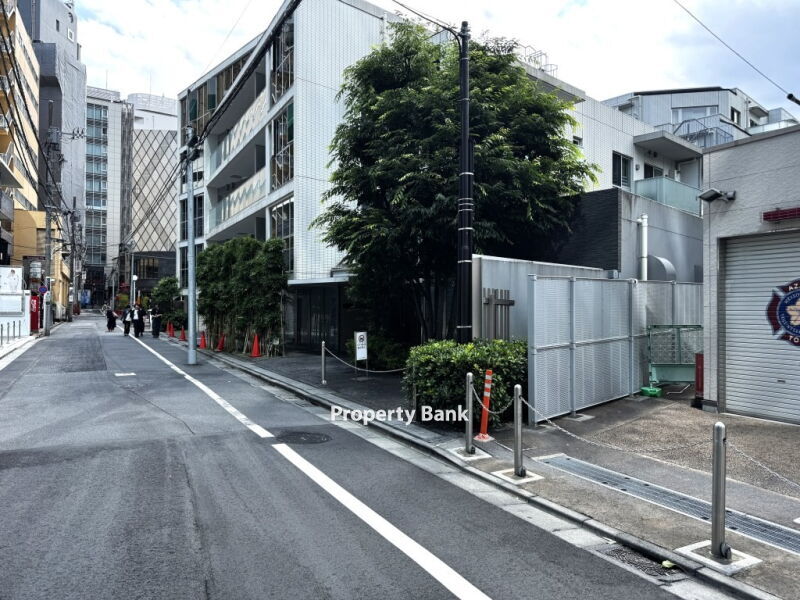ブランズ六本木
