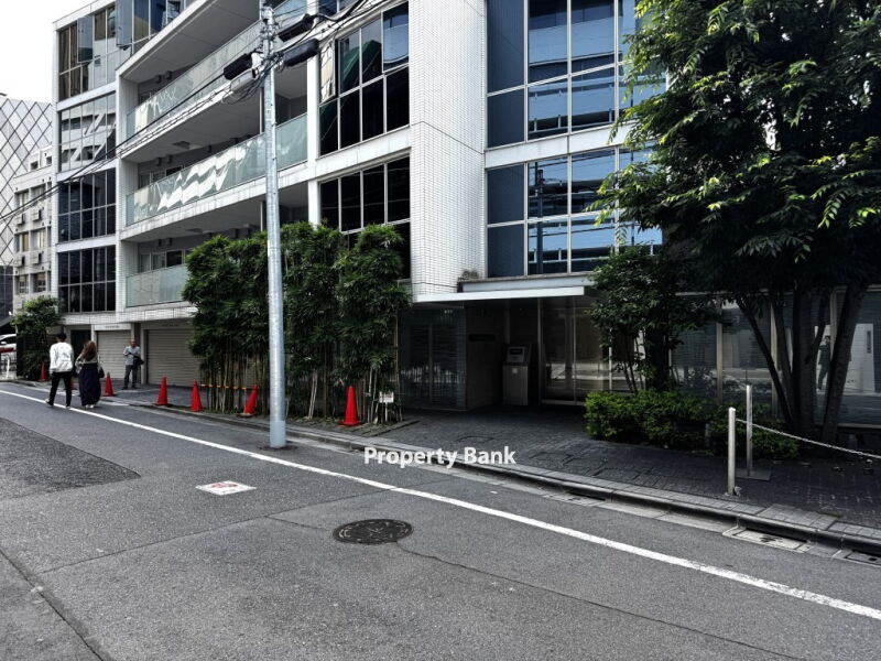 ブランズ六本木