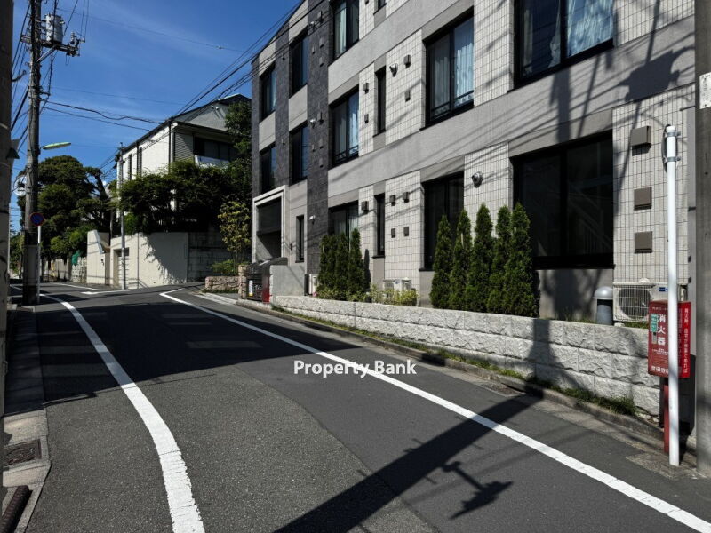 ラペルラ下北沢