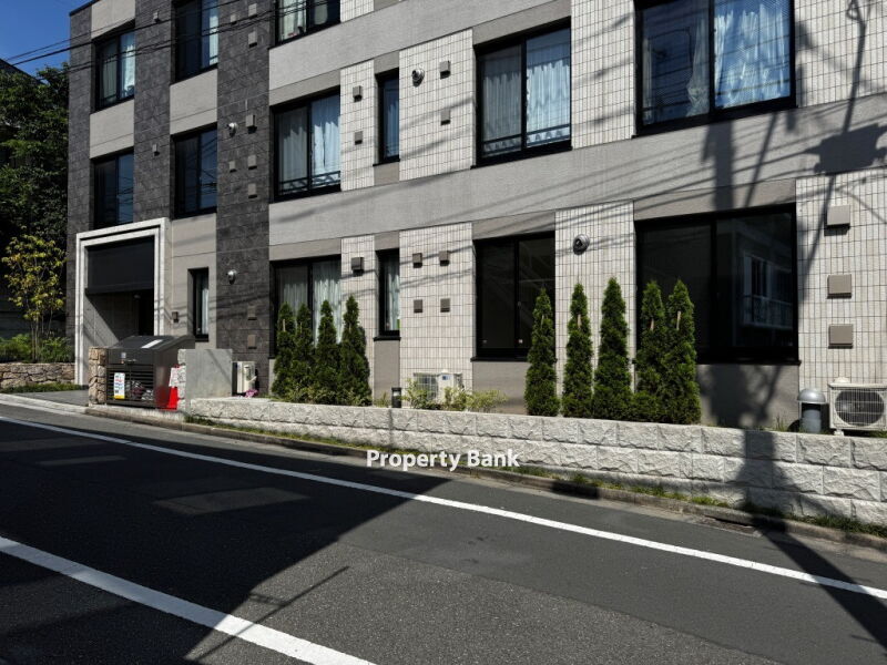ラペルラ下北沢