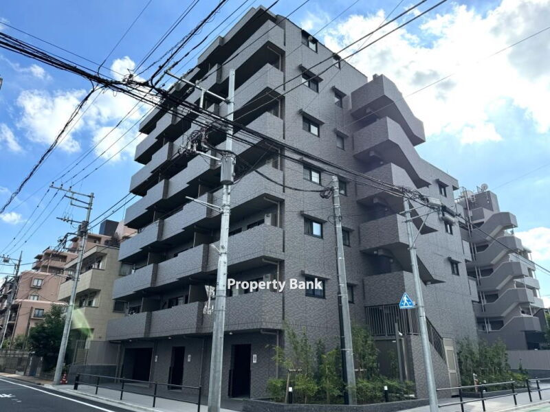 ルーブル志村坂上