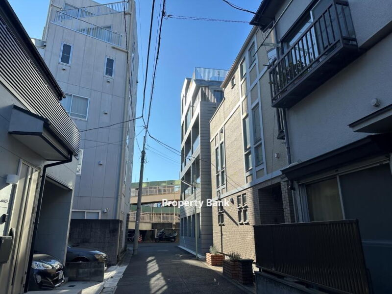 ザ・コンタ旗の台