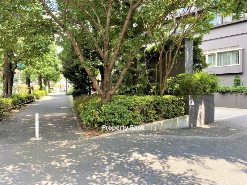 コンフォリア北参道