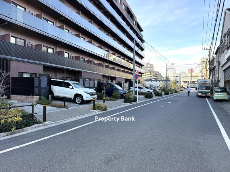 ロイジェント志村坂上