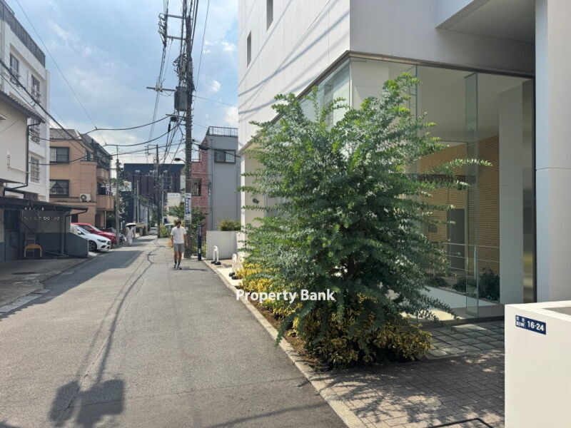 カスタリア市ヶ谷