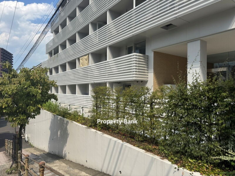 カスタリア市ヶ谷