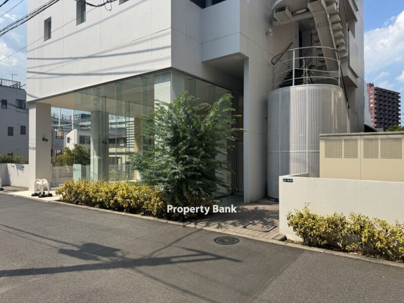 カスタリア市ヶ谷