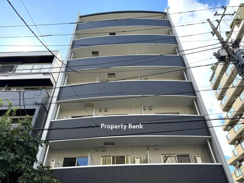 エストゥルースプラス両国