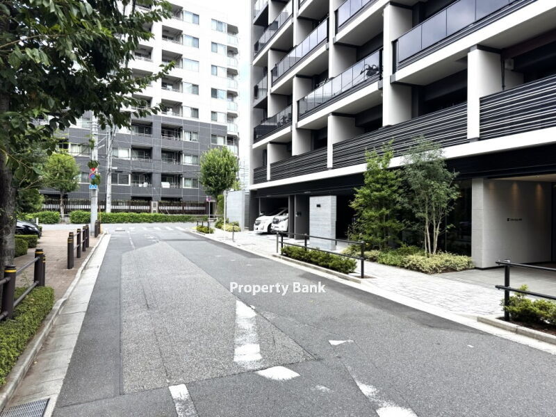 ライブカーサ西台