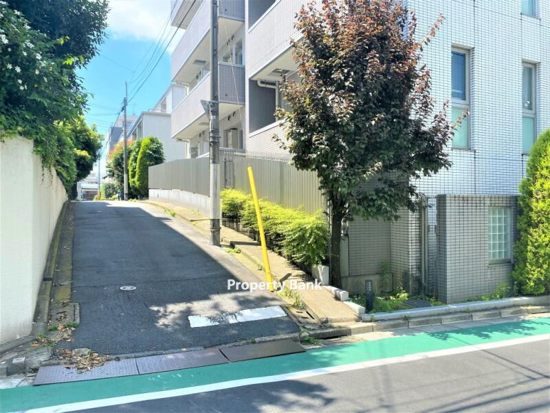コンフォリア市谷薬王寺