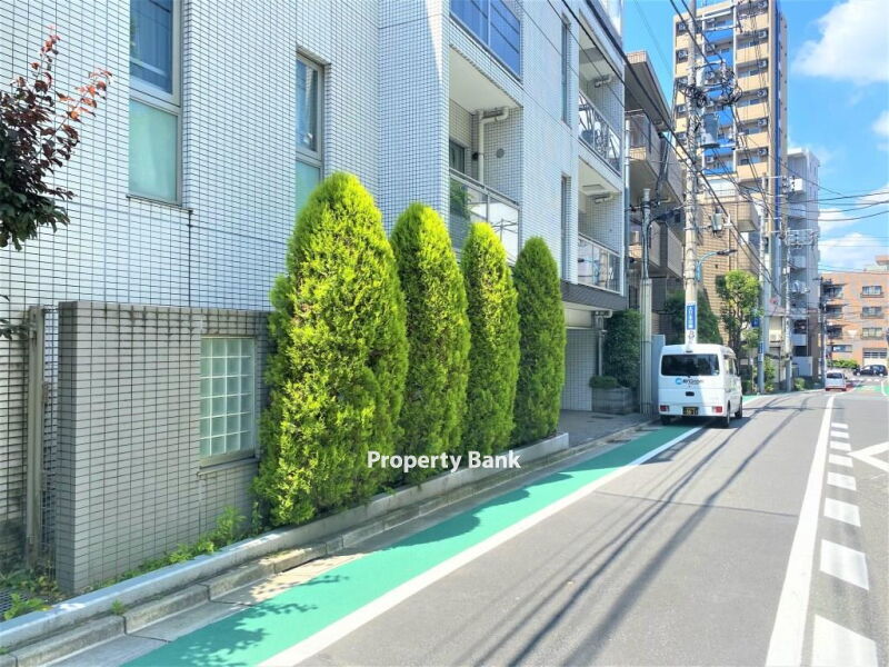 コンフォリア市谷薬王寺