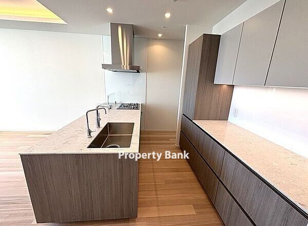 ザ・パークハウスグラン三番町26