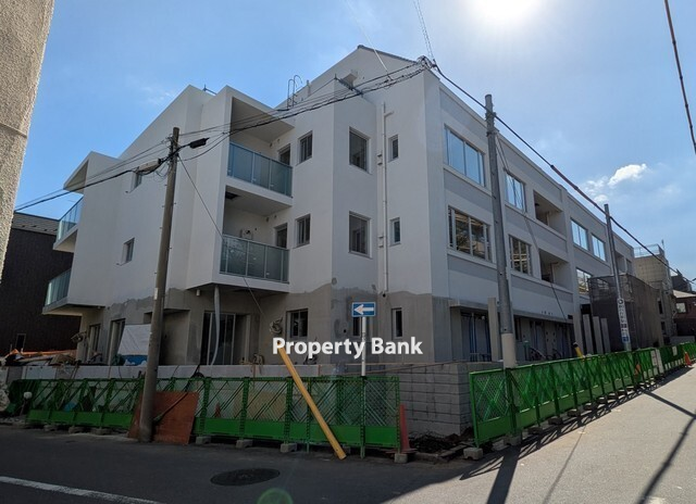 クレストコート旗の台