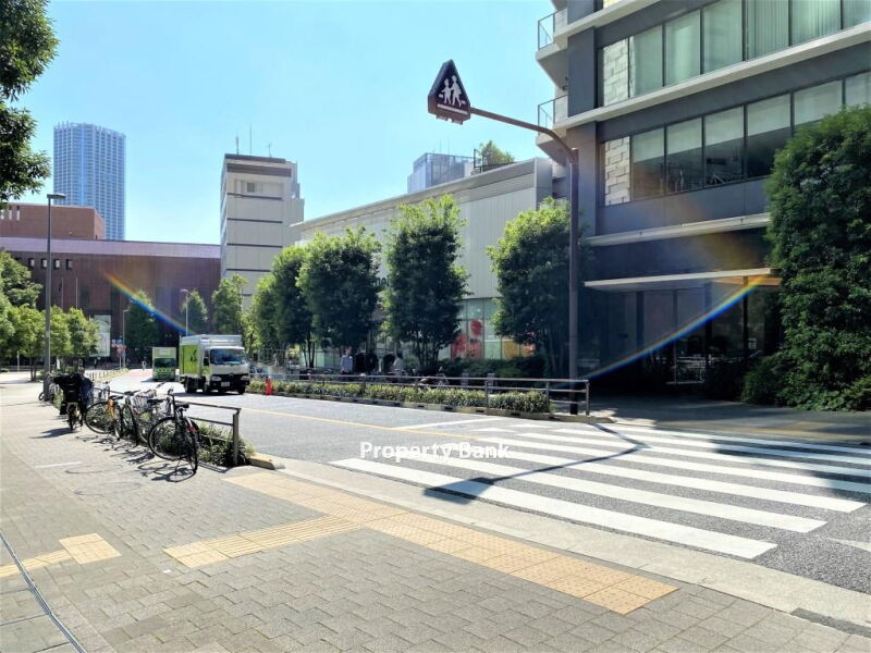 コンフォリア新宿イーストサイドタワー