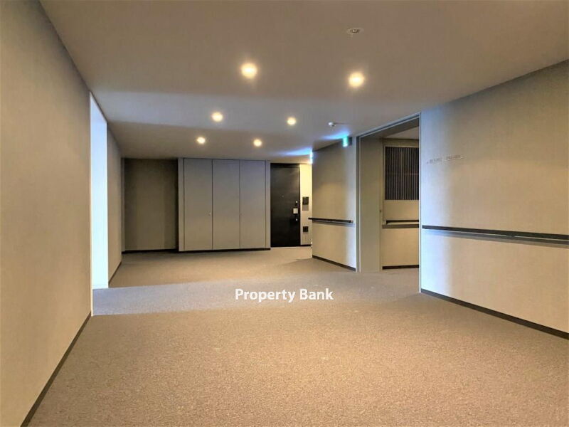 コンフォリア新宿イーストサイドタワー
