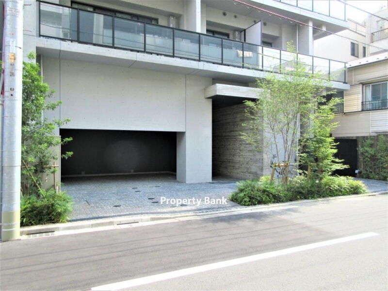 プライムメゾン早稲田通り