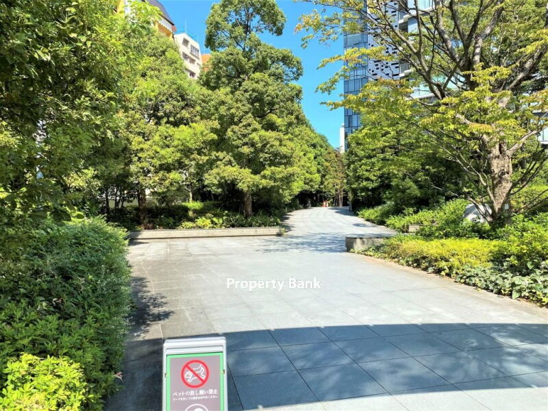 コンフォリア新宿イーストサイドタワーアネックス