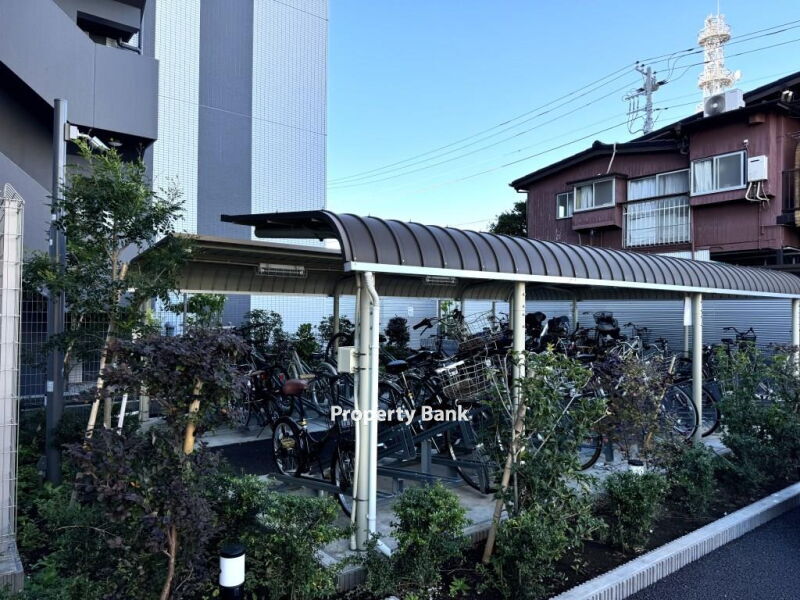 ラドゥセール志茂