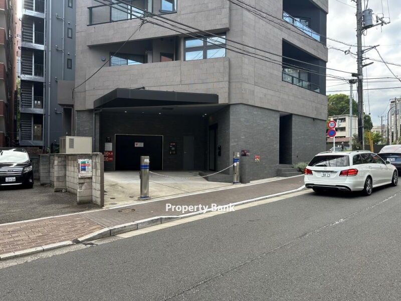 ザ・ドアーズ広尾