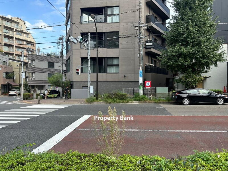 ザ・ドアーズ広尾