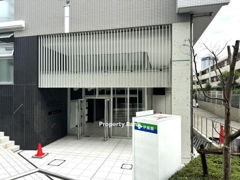 コンフォリア駒場