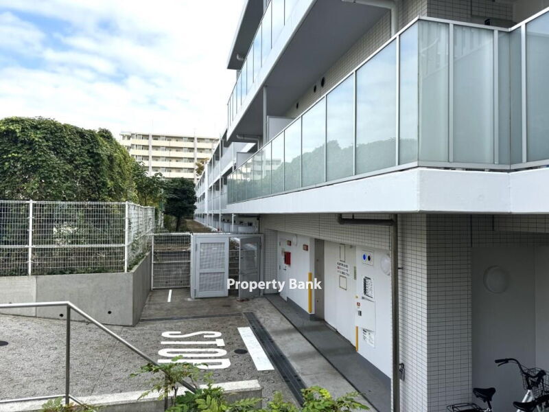 コンフォリア駒場