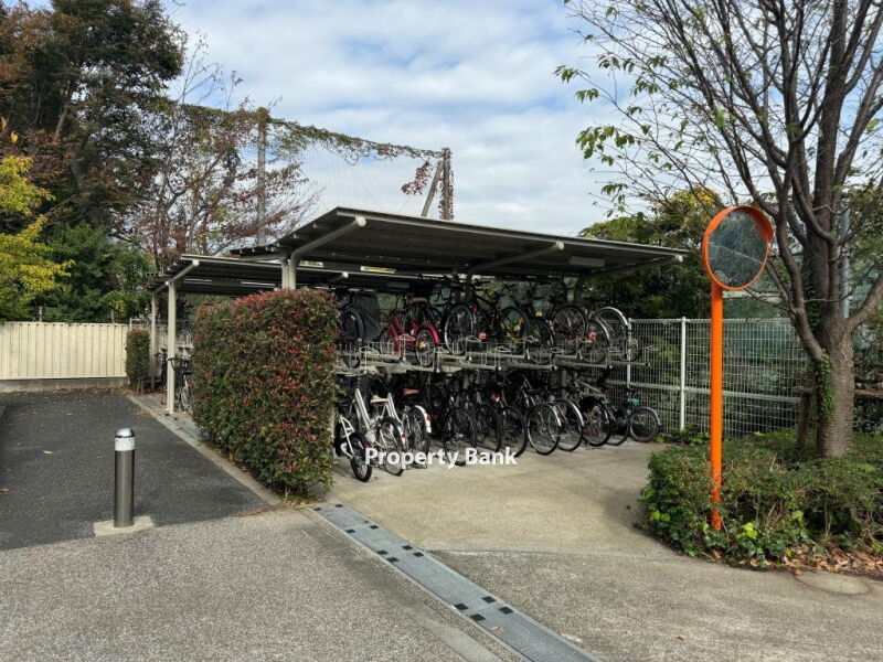 コンフォリア駒場