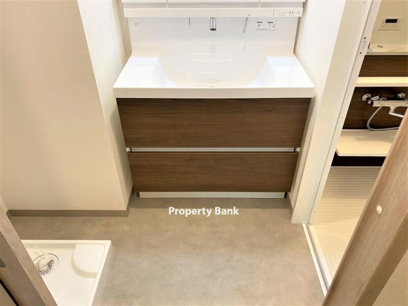 ラグゼナ秋葉原